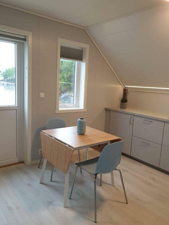 Appartement Waerholmen à Lavik  Extérieur photo